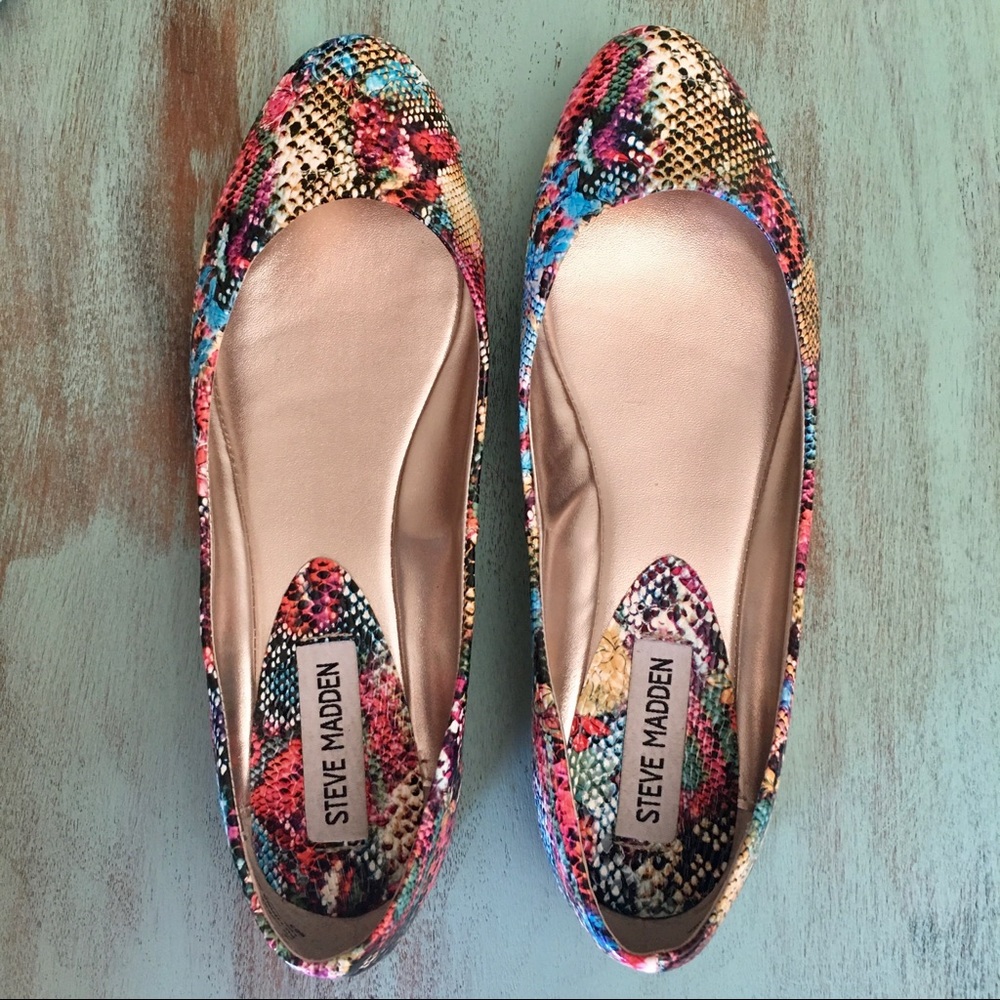 Steve Madden colorful snakeskin-like flats